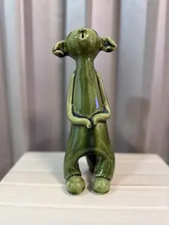 緑色の陶器製キャラクターオブジェ - メルカリ