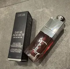DIORアディクトリップグロウオイル046 クランベリー