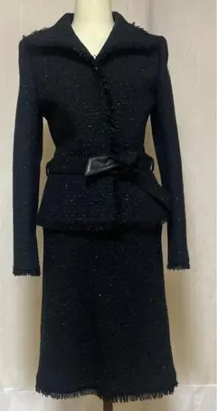 ラメ入りツィード 華やかスーツ