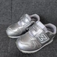 New Balance 373 シルバー ベビーシューズ 13.5cm