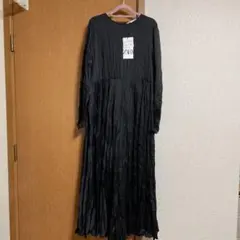 ZARA 新品タグ付　ロングワンピース