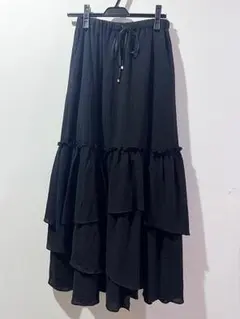 CHIGNON【新品】コットンティアードスカート　ブラックのサムネイル