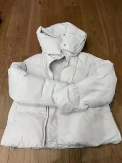 【美品】GU ヒートパデッドブルゾン（品番：211-351529) M ホワイト