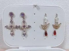 【りくまま 様専用】Canpana紫色ストーン十字架と天使羽根ピアスセット
