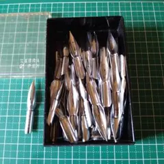 Item thumbnail for item 0b098d23-cb7b-4d0a-a587-15a8e6c6555b