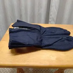 Item thumbnail for item 008bf03b-f3de-40c1-9b16-8df01c0346ca