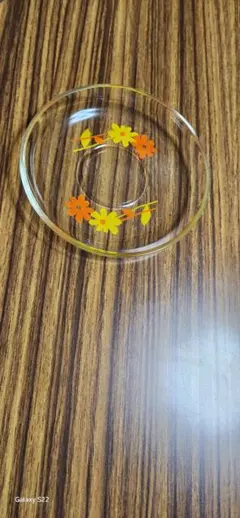 フラワー柄　お皿　レトロ
