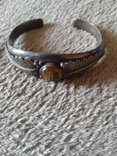 シルバー 刻印あり羽根模様 タイガーアイ バングル インディアンジュエリー