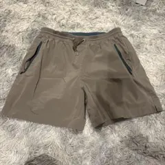 HERMES ショートパンツ サイズ42 カーキ グレー系のサムネイル