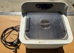 Item thumbnail for item c962f9fd-3ae7-439e-a2ca-df027fdd4d08