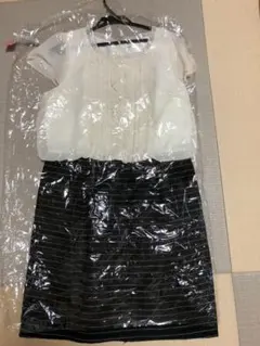 再値下　ジャケット付ワンピーススーツ13号のサムネイル