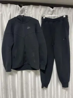 み*み様 NIKE ナイキ テックフリース　黒　上下　XS 正規品