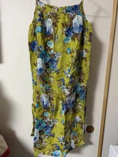 花柄ワンピース 腰で調節 アミナコレクション