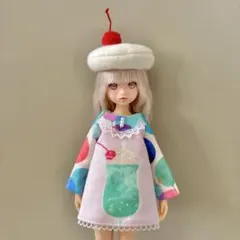 20センチドール　お洋服　クリームソーダなワンピース　①のサムネイル
