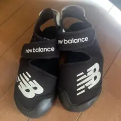 New Balance サンダル ブラック