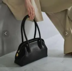 【美品】gem eil（ジェムイル）シェイプワイドボストンバッグ