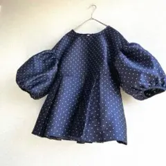 Lajour✨ 日本製✨ドット刺繍ペプラムプルオーバー　ジャガード　バルーン袖
