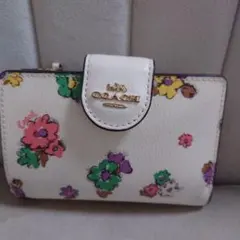 COACH フラワープリント 二つ折り財布