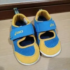 asics ベビーサンダル 青/黄