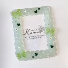 【No.402】緑系♡シンプルリボンとお花のホイップデコトレカケース　硬質ケース