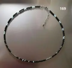 ハンドメイドビーズネックレス 水色 ブラック ホワイト シルバーグレー