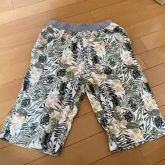 キッズ フラワー柄 ハーフパンツ