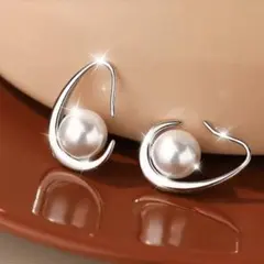 Item thumbnail for item c5b7e8dc-42e7-4669-9a85-eee8d2a27331