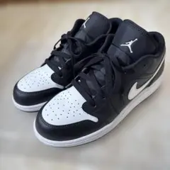 ナイキ NIKE エアジョーダン 1 LOW ブラック ホワイト25cm