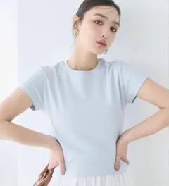 新品未使用タグ付き　コカ Coca スムースコンパクトミニTシャツ　水色のサムネイル
