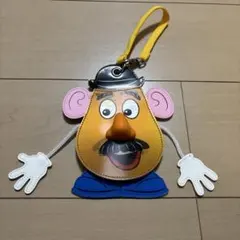 Item thumbnail for item 7749e7c9-e33e-47a5-8eb9-3159f1d60c42