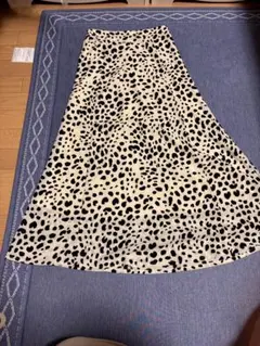 【美品】ダルメシアン　フレアロングスカート