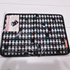 新品 ミッフィー マルチケース 母子手帳ケース 片面ジャバラタイプ 総柄 黒のサムネイル