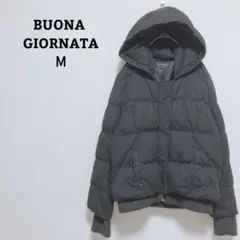 ボナジョルナータ　ダウンジャケット　フード　フルジップ　袖裾リブ　ボタン　М