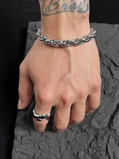 38万円購入天然サファイア　ロックンライド　スカルブレスレット　シルバー925 38万円購入天然サファイア ロックンライド スカルブレスレット