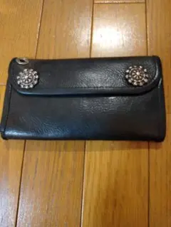 HTC Zip Stevenson 二つ折り財布 スタッズ HTC Zip Stevenson 二つ折り財布 スタッズ - メルカリ