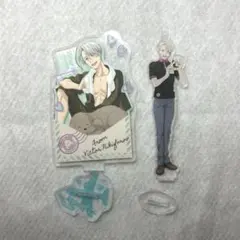 ユーリ!!! on ICE ヴィクトルニキフォロフ　アクリルスタンド