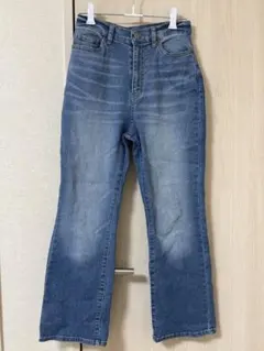 ハニーズ　デニムセミフレア（股下６４ｃｍ）