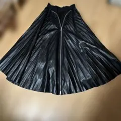 値下げ！フェイクレザー異素材プリーツフレアロングスカート　ダブルファスナーF