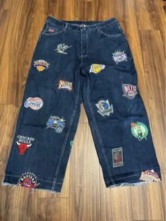 NBA 刺繍ロゴ デニムパンツ 36 NBA公認 UNK アンク チームエンブレム バギーデニム 36 刺繍