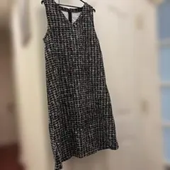 ジャンバースカート ツイード　黒地に ピンク　水色　白　ラメ 新品　未使用