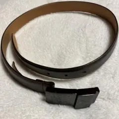 【GUCCI】美品 ブラウンレザーベルト 四角バックル レディースのサムネイル