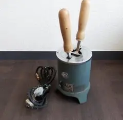 美品　ハタミシン 和裁電化鏝　和裁こて 和裁コテ　鏝２本付　③ タキイ電器 2丁立 和裁鏝 (こて) 茶 | 和服仕立て用アイロン
