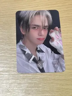 theboyz ヨンフン ラキドロ トレカ ソウルコン 2025年最新】the boyz ヨンフン トレカの人気アイテム - メルカリ