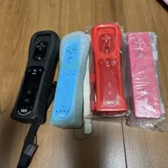 Wiiリモコン 4本セット（黒・青・赤・ピンク）