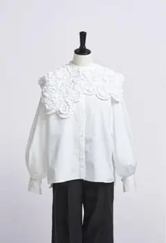 2025年最新】yori ホイップカラーブラウスの人気アイテム - メルカリ