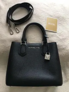 新品　MICHAEL KORS ブラック2wayハンドバッグ　コバ不良あり
