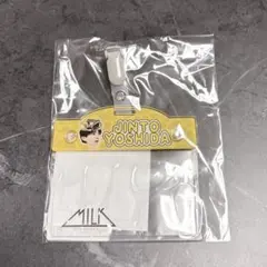 M!LK のぞいてみるく？展 お名前バッチ 吉田仁人