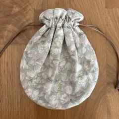 まんまる巾着　花柄　ベージュ　ハンドメイド　プレゼント