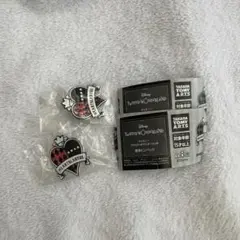 ツイステ　寮章ピンバッジ　ハーツラビュル寮