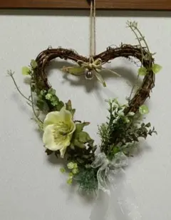 ハート型グリーンのリース